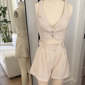 Amanda Uprichard Women's Cream Short vest set